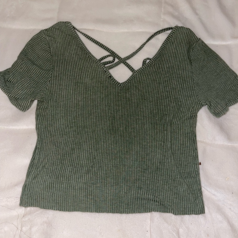 Green short sleeve top